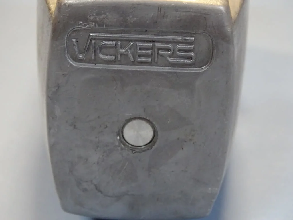 Хидравличен разпределител Sperry Vickers DG4S4-012A-52-JA-LA directional valve 100V — снимка 4