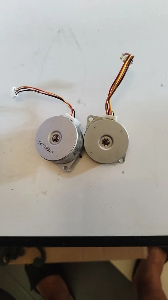 Стъпкови двигатели за скенери и принтери - Moatech SP-42RD-010S и SP-42RD-191M