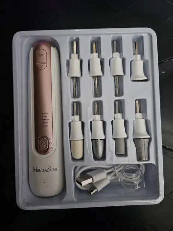 Електрически комплекти за маникюр и педикюр Melodysusie с 8 накрайника PC760G,преносим,акумулаторен — снимка 4