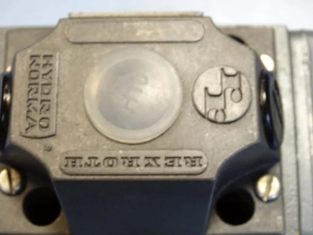 Хидравличен разпределител Rexroth 4 WE 10 D10/LG24ND directional control valve 24VDC — снимка 4
