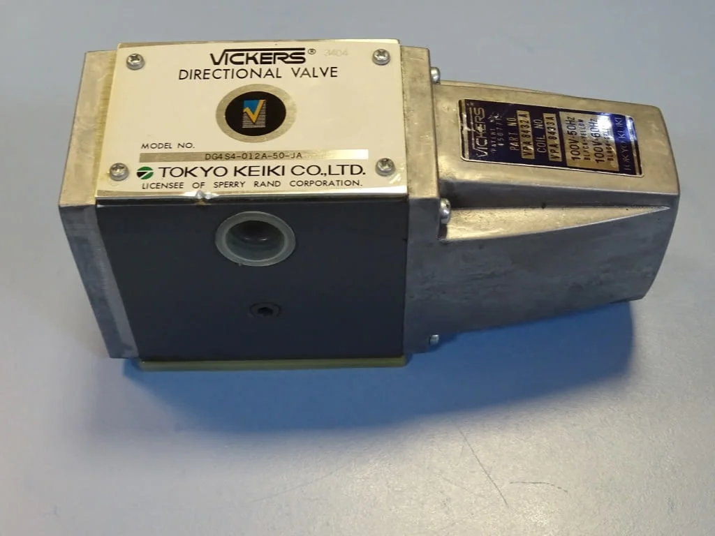 Хидравличен разпределител Vickers DG4S4-12A-50-JA directional valve 100V — снимка 2