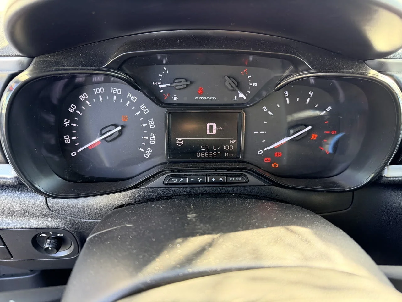 Citroen C3 1.2 PureTech, двигател HMR, 83 кс., 5 ск., , 68000 км., 2022 г., евро 6D, Ситроен Ц3, 1.2, — снимка 9