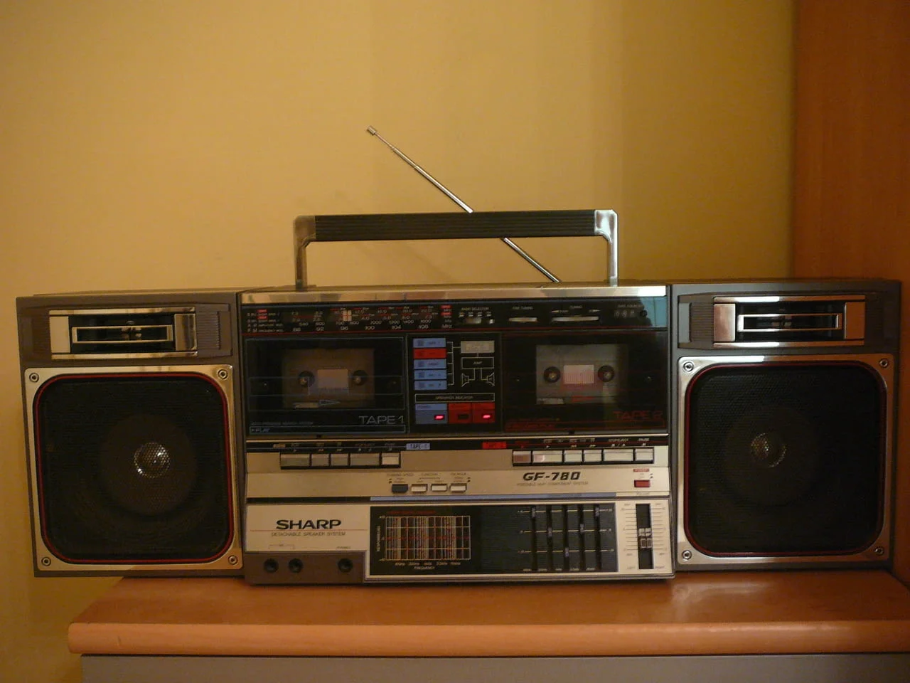 Sharp gf-780z
