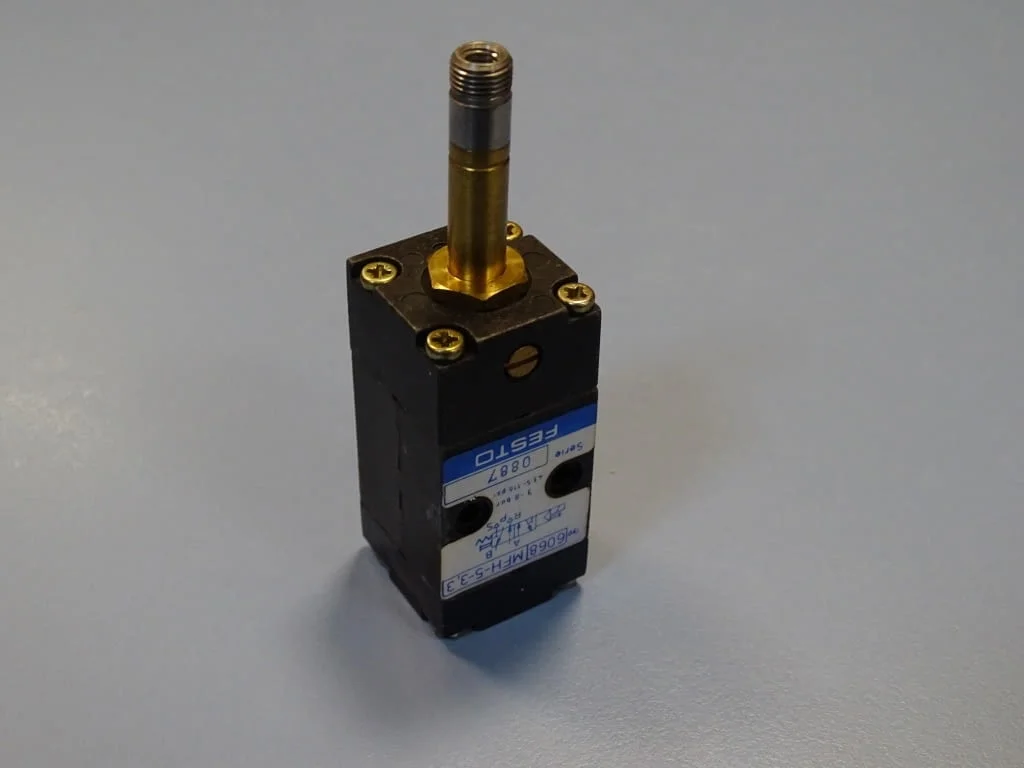 Пневматичен разпределител Festo MFH-5-3.3(6068) pneumatic directional control valve — снимка 6
