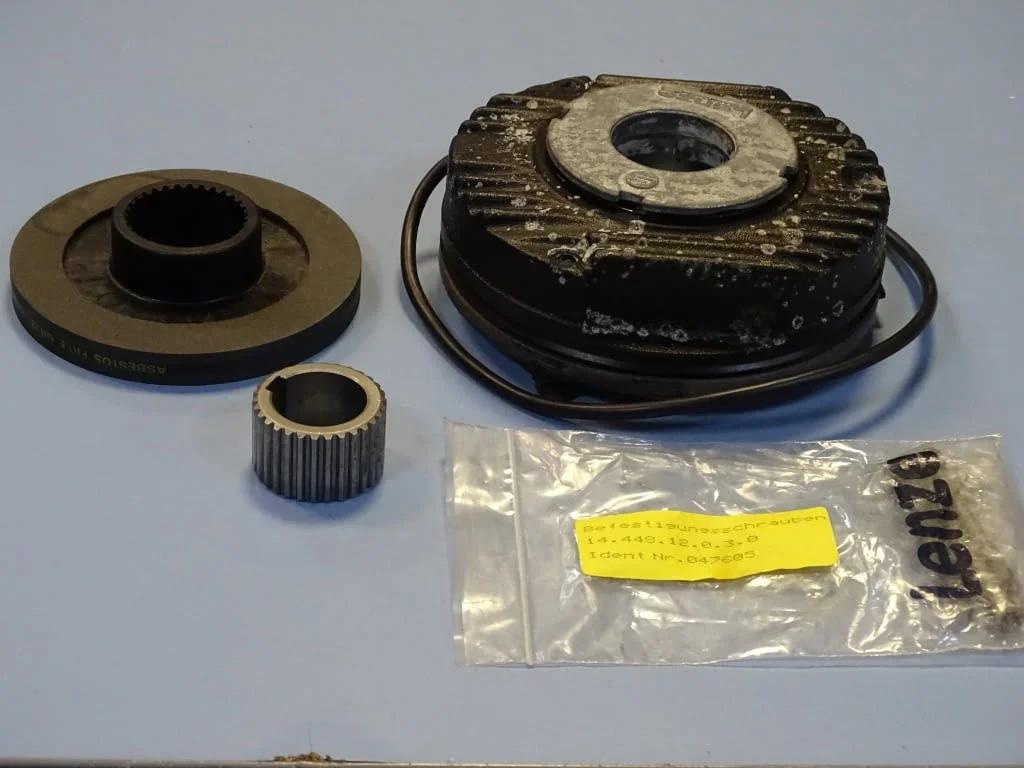 Електромагнитна спирачка Lenze Electromagnetic Brake 190V