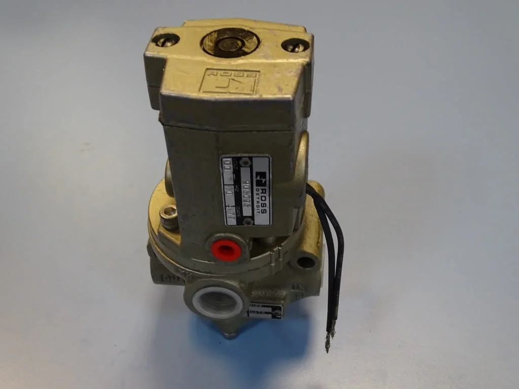 Пневматичен разпределител за преси ROSS J2773A4011 directional control valve 100V — снимка 9