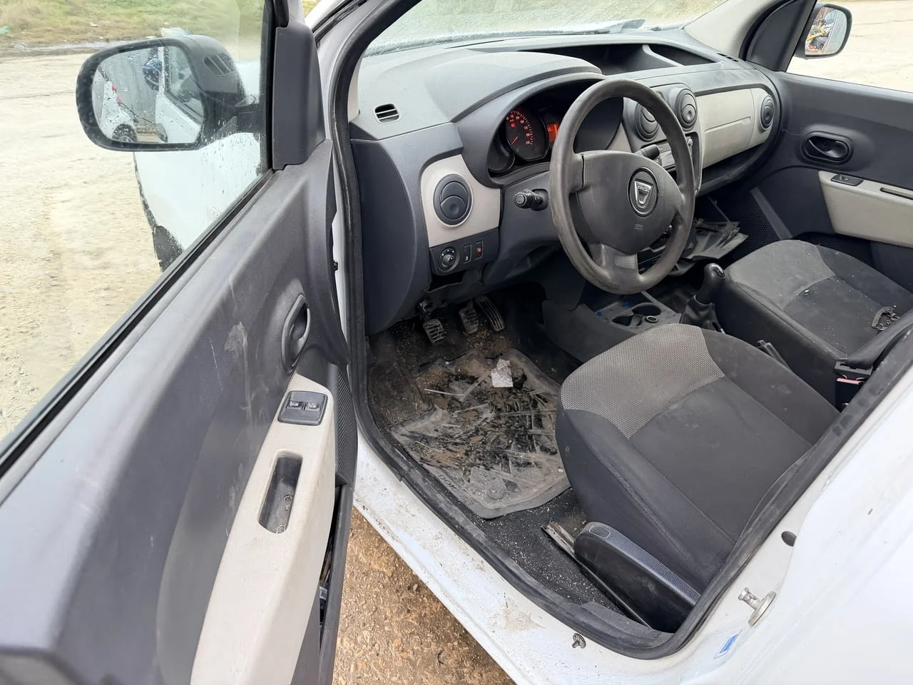 Dacia Dokker 1.5 DCI 75 к.с., двигател K9K612, 5 ск., 2018 г., 149000 км., euro 6B, Дачия Докер 1.5 — снимка 5