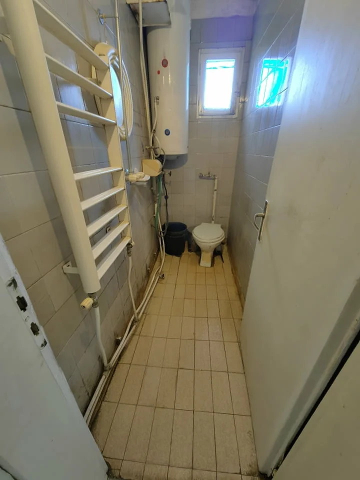 Продавам къща в гр. Перник кв. Ралица — снимка 6