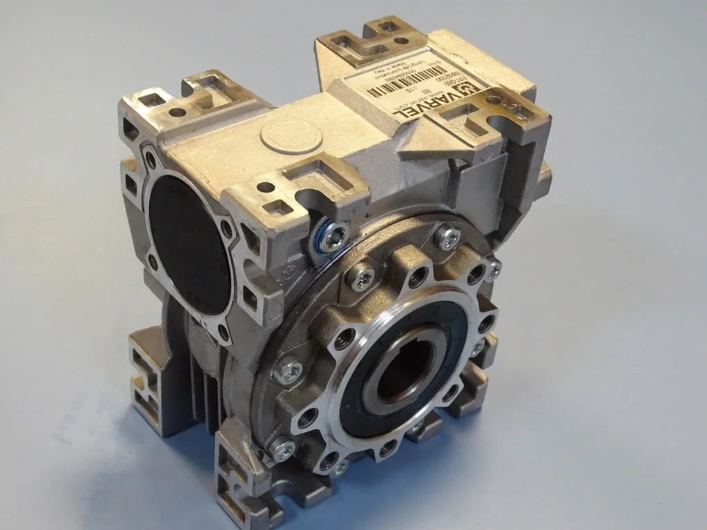 Редуктор червячен VARVEL FRT-G50 worm gear reducer 1:15 — снимка 3
