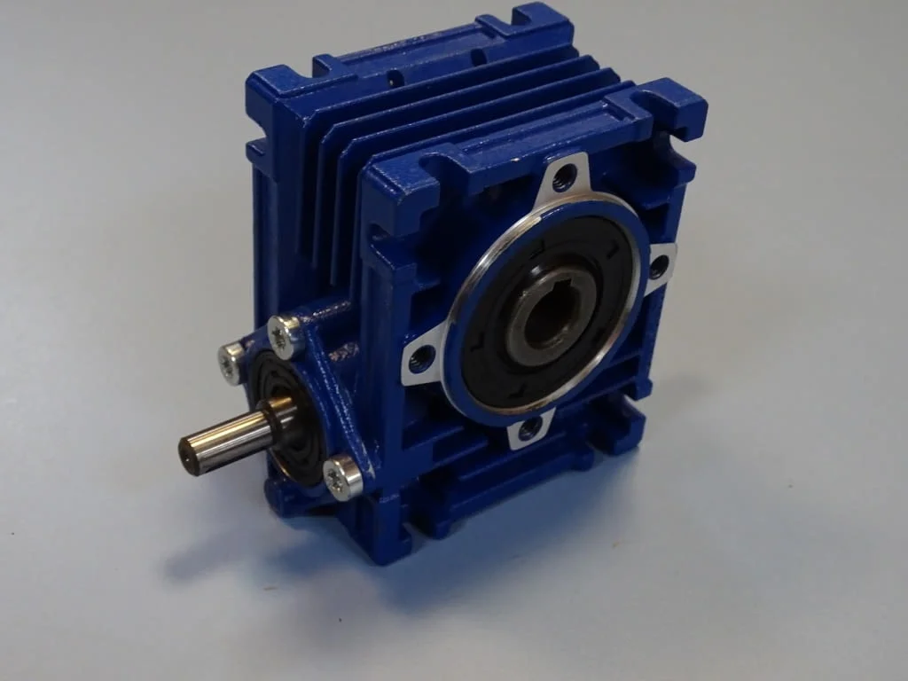 Червячен редуктор MOTOVARIO NRV030 worm gear reducer i:10.00 — снимка 6