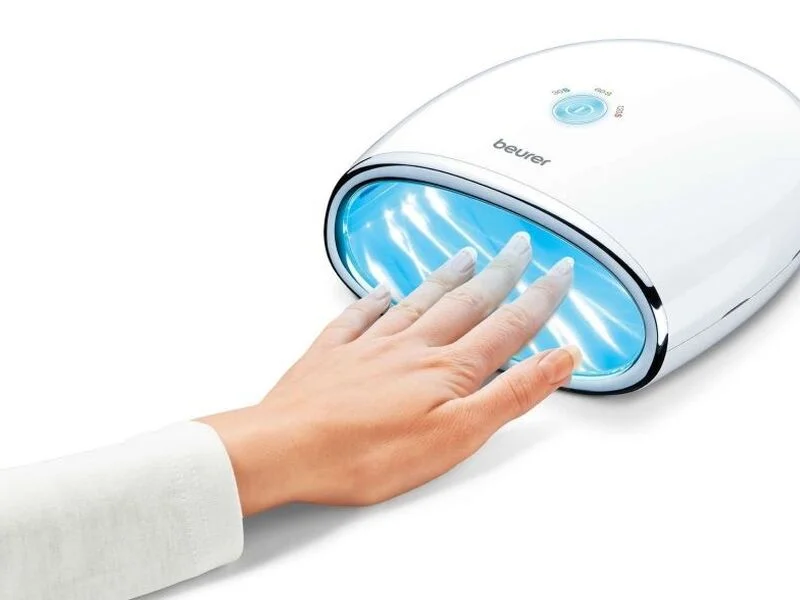 LED / UV лампа, Beurer MP 48 LED/UV nail dryer, Timer, 18 LEDs, fingernails and toenails — снимка 2