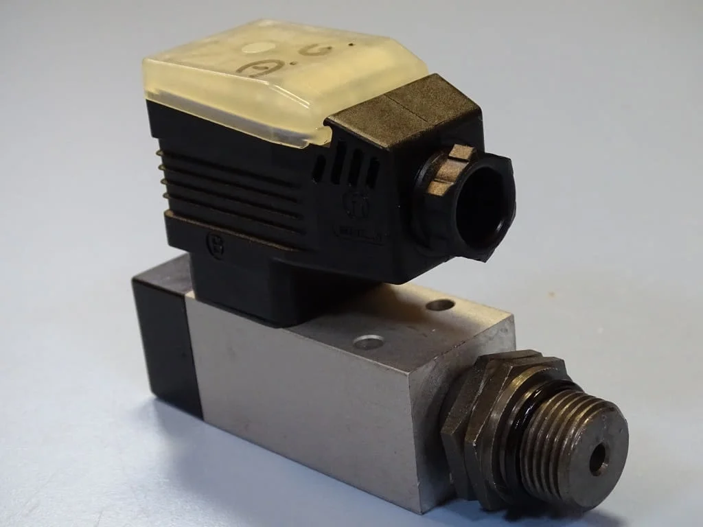 Пресостат вакуумен HYDAC VR2/D/L24 differential pressure filter clogging indicator — снимка 5