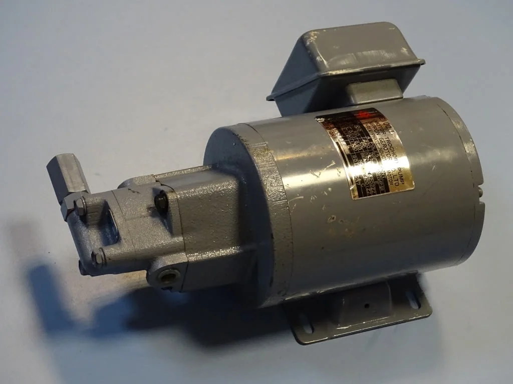 Мотор-помпа NIPPON GEROTOR Motor-Trochoid Pump TOP-IME 100.1. 200VAC — снимка 6