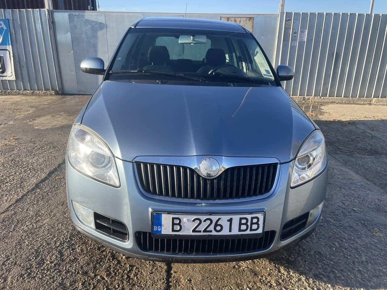 Skoda Roomster 1.6i, 105 кс., автоматик, панорама, парктроник, 142 000 км. реални километри, обслуже — снимка 2