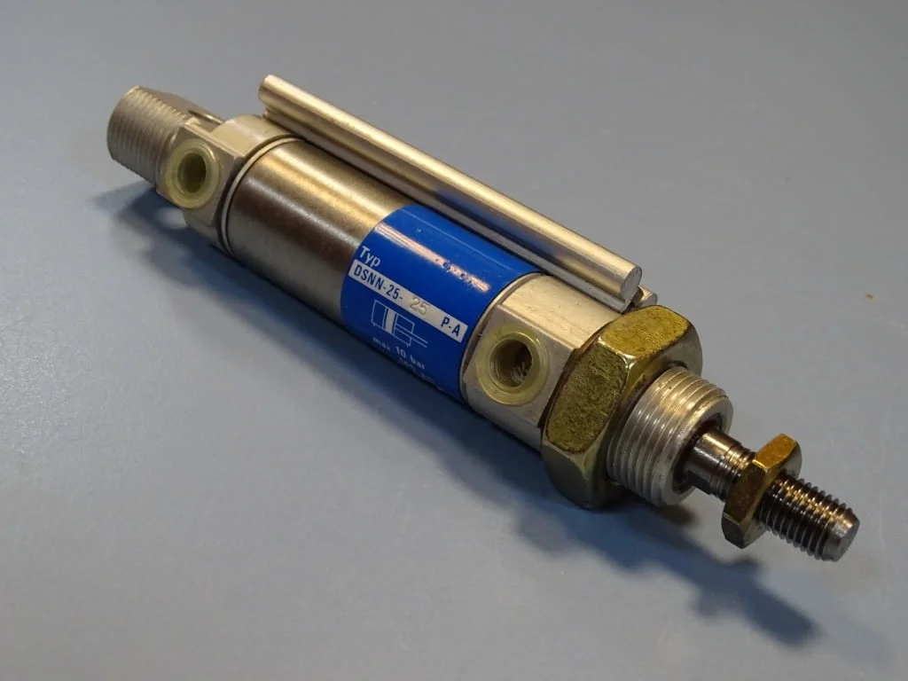 Пневматичен цилиндър Festo DSNN-25-25P-A pneumatic cylinder — снимка 6