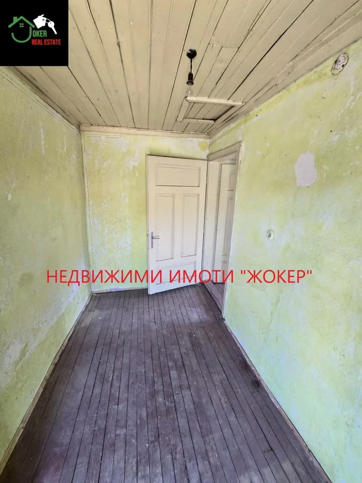 Къща с двор в село Добри дял — снимка 6