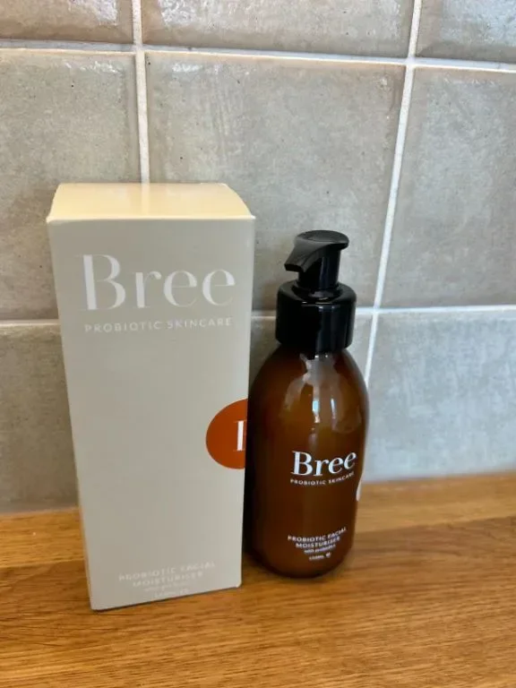Bree Пробиотичен овлажнител за лице, подхранва и хидратира кожата, веган, премахва мъртвите клетки — снимка 5