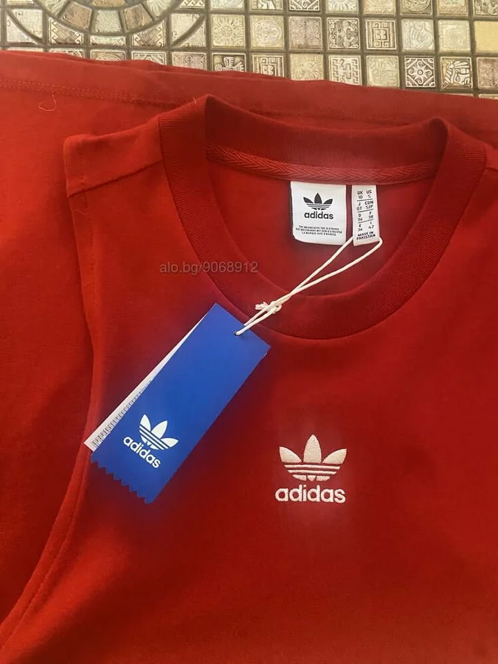 Дамски спортен топ Adidas