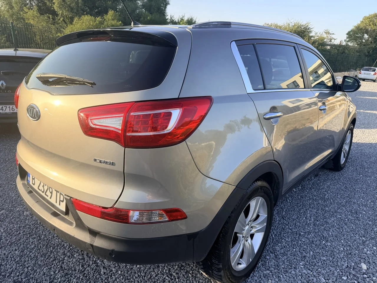 Kia Spotage 2.0 CRDI 4x4 автоматик 136 кс., 231000 км, панорама, 2011г., евро 5, обслужена, поддържа — снимка 10
