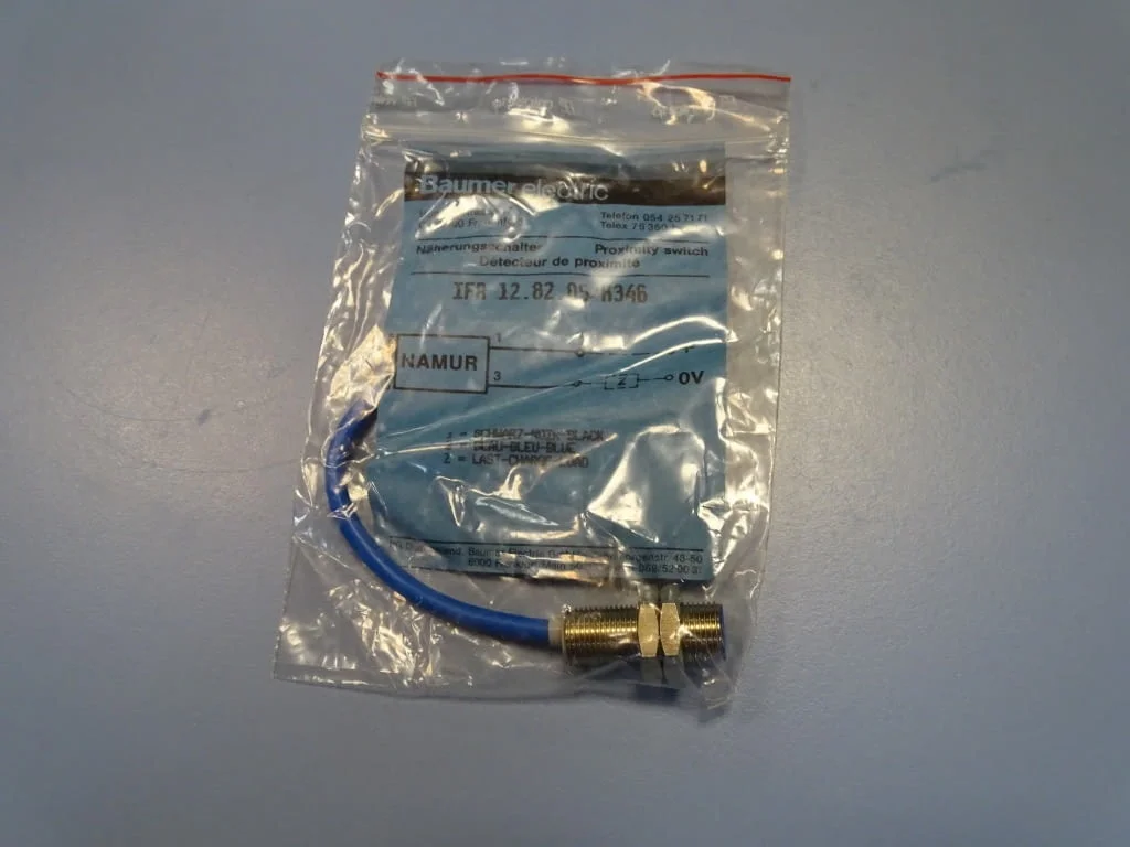 Индуктивен датчик Baumer Electric IFR 10.82.05/K346 proximity switch — снимка 4