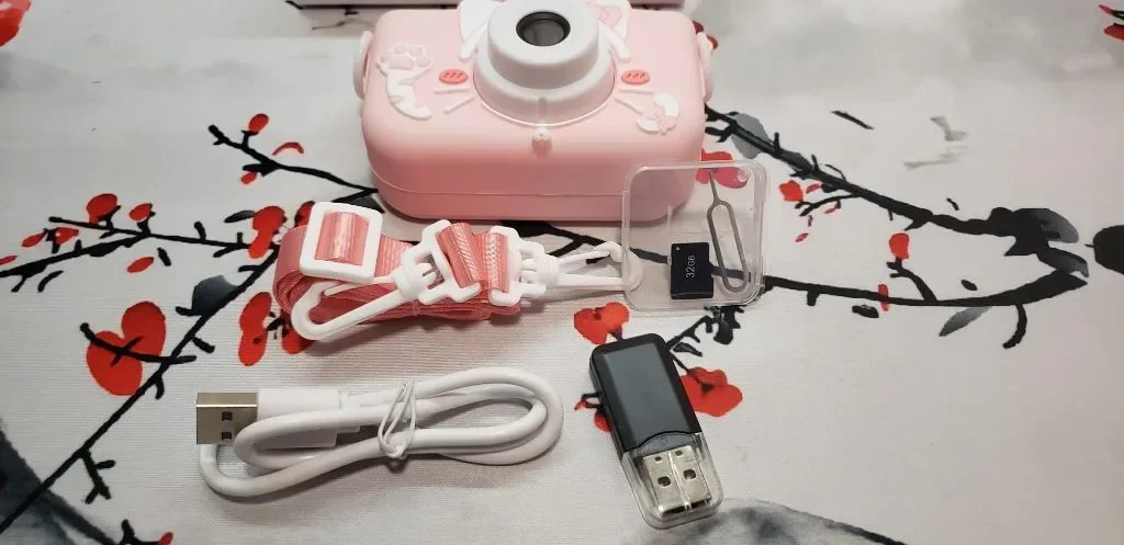 Цифрова камера Envyvip за деца 3-8 години, HD 1080P, 32GB SD карта — снимка 8