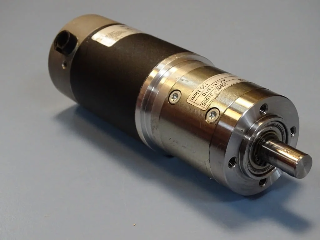 Планетарен редуктор Ametek PLG52 Planetary Gear Box 4.5:1 — снимка 4