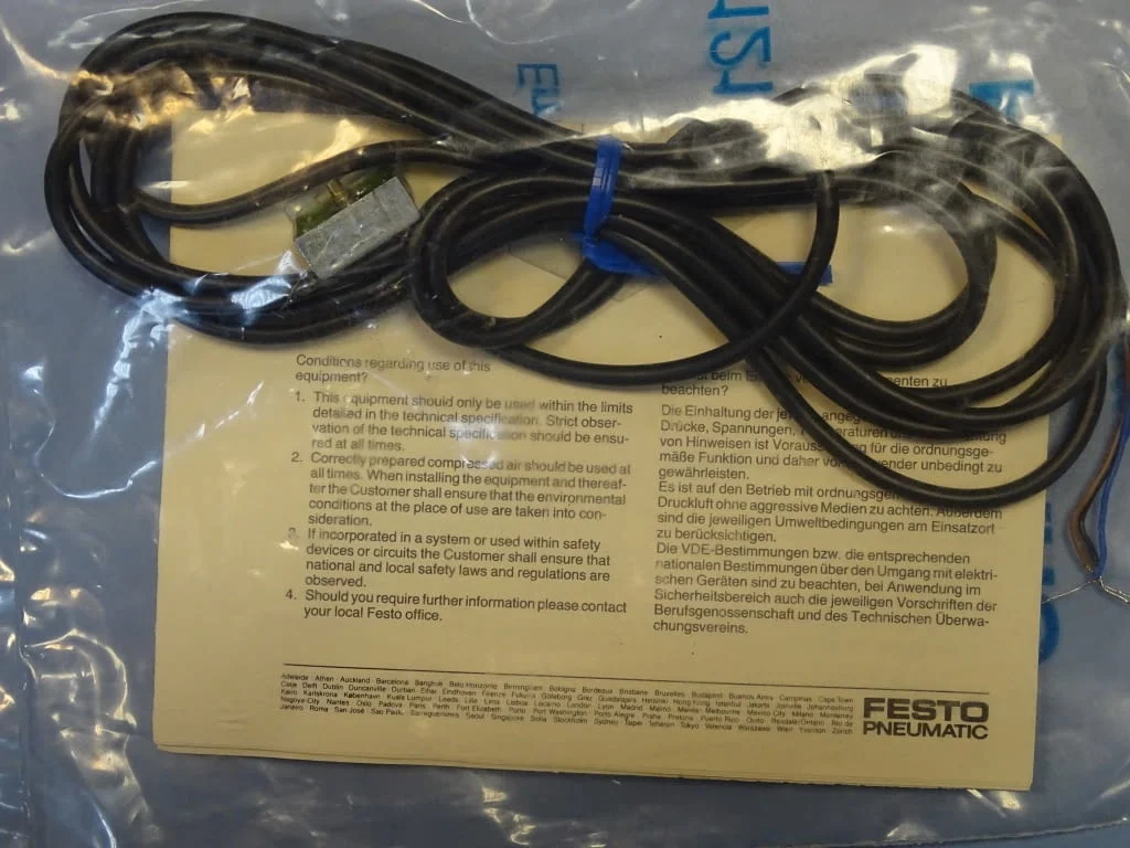 Индуктивен сензор Festo SME-3-LED-24 proximity switch — снимка 4