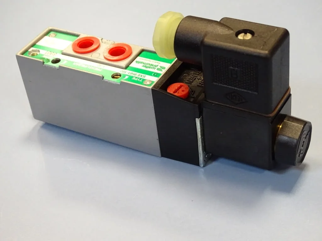 Пневматичен разпределител Walter pneumatic SXE 9561-180 — снимка 6