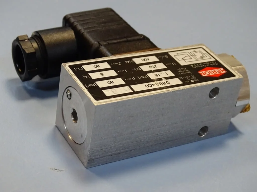 Пресостат HERION 0880400 pressure switch 250VAC G1/4 — снимка 4