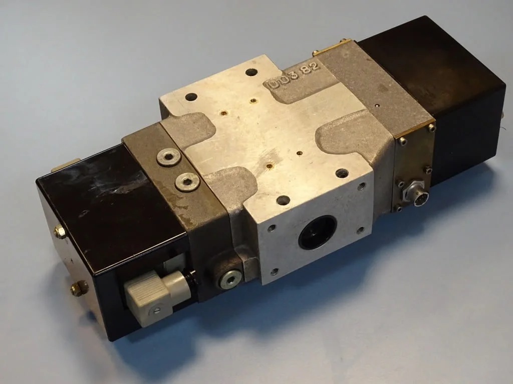 Пневматичен разпределител за преси WMW ERFURT HERION XSE 32.1 pneumatic solenoid valve — снимка 9