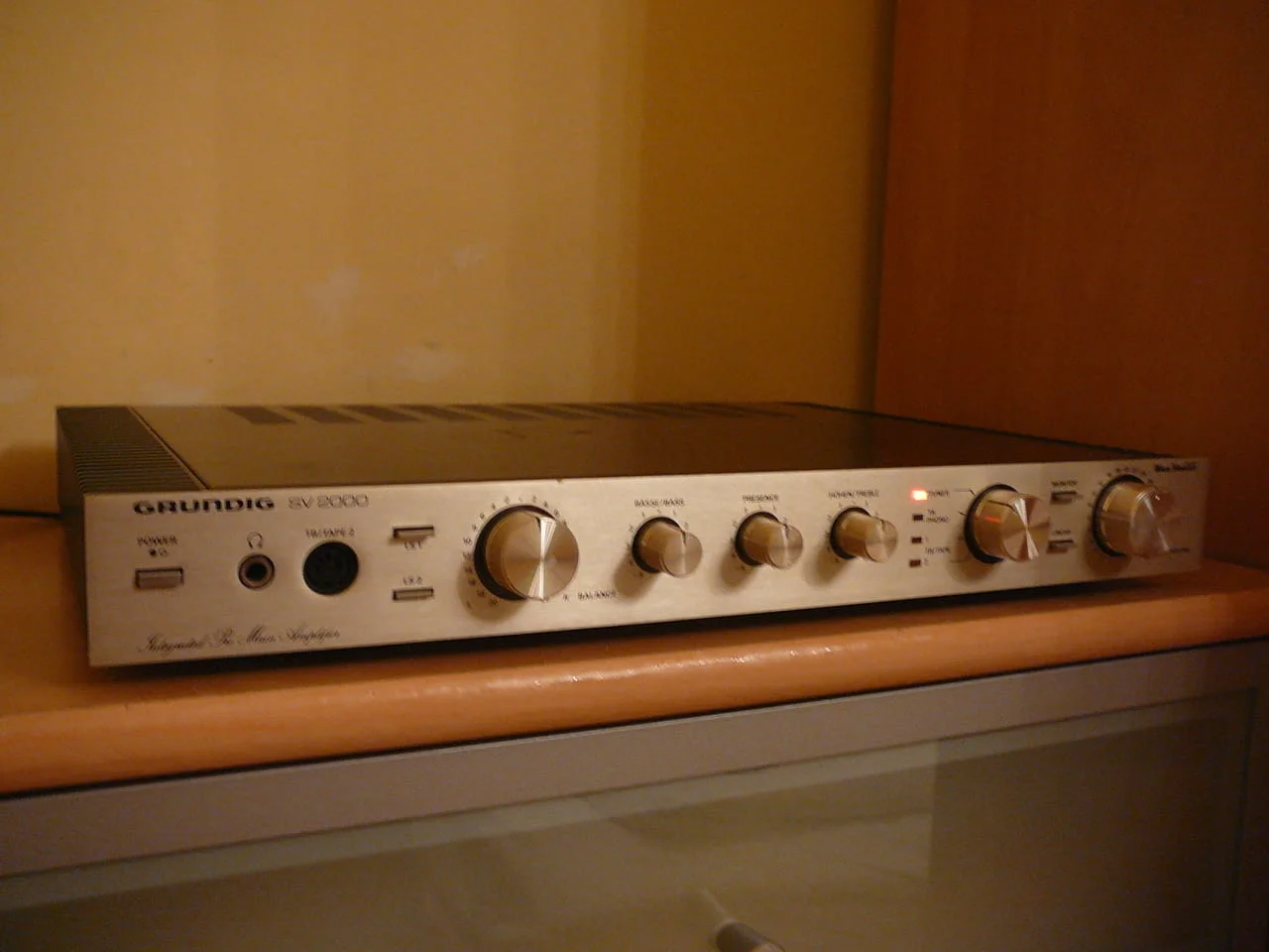 Grundig sv-2000 — снимка 2
