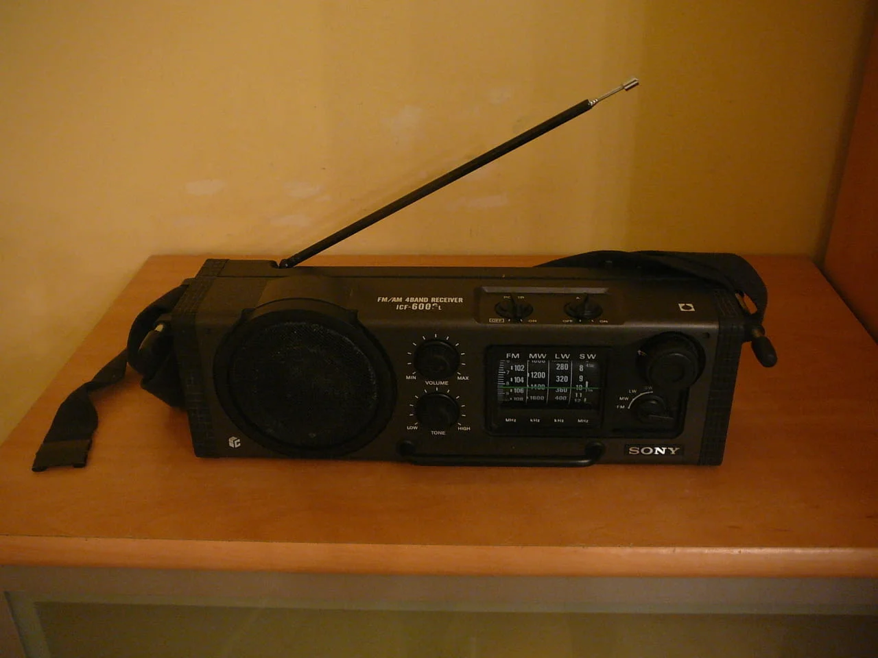 Sony icf-6000l — снимка 5