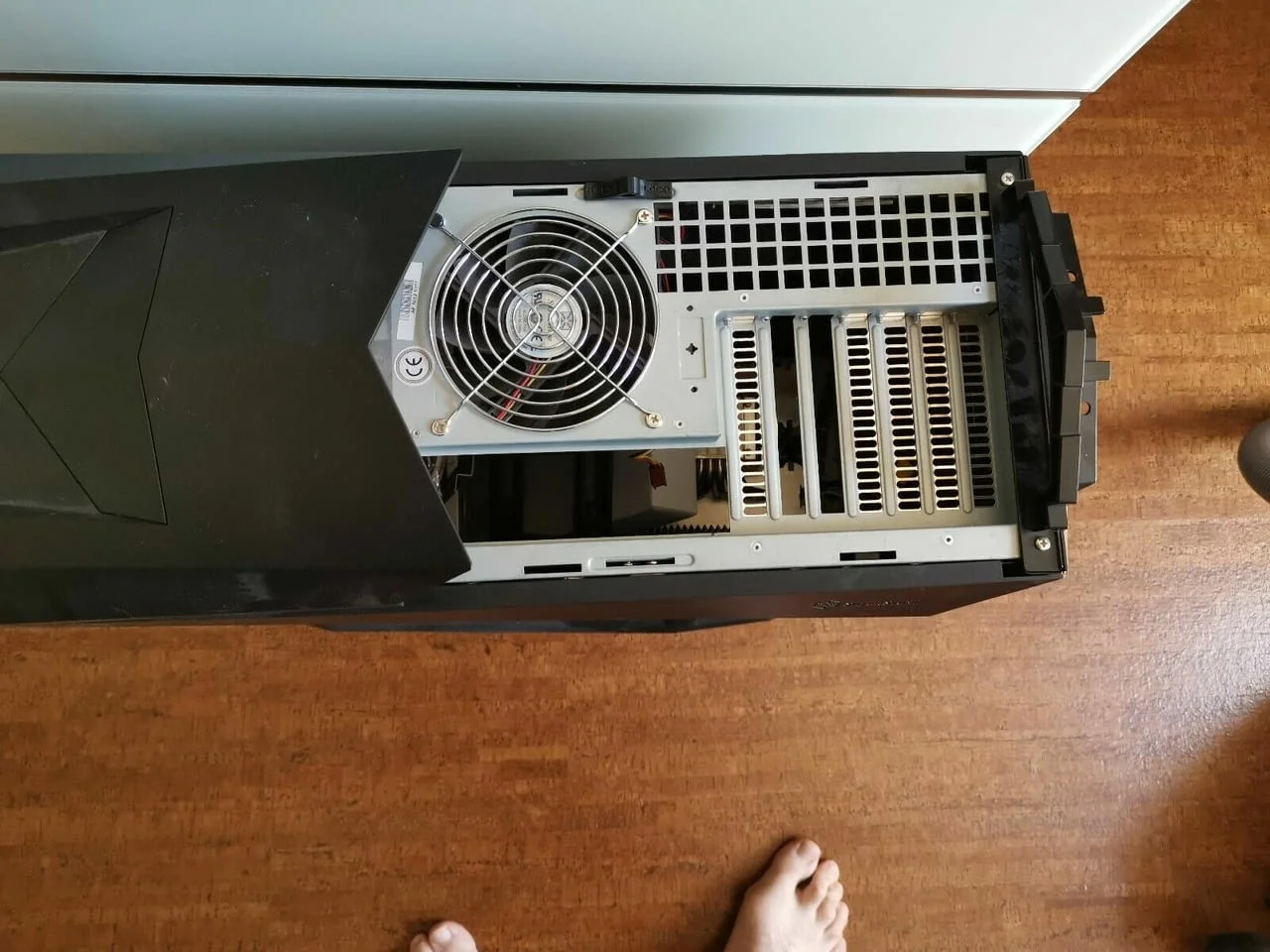 Silverstone Raven RV01-B Window Big Tower — снимка 8