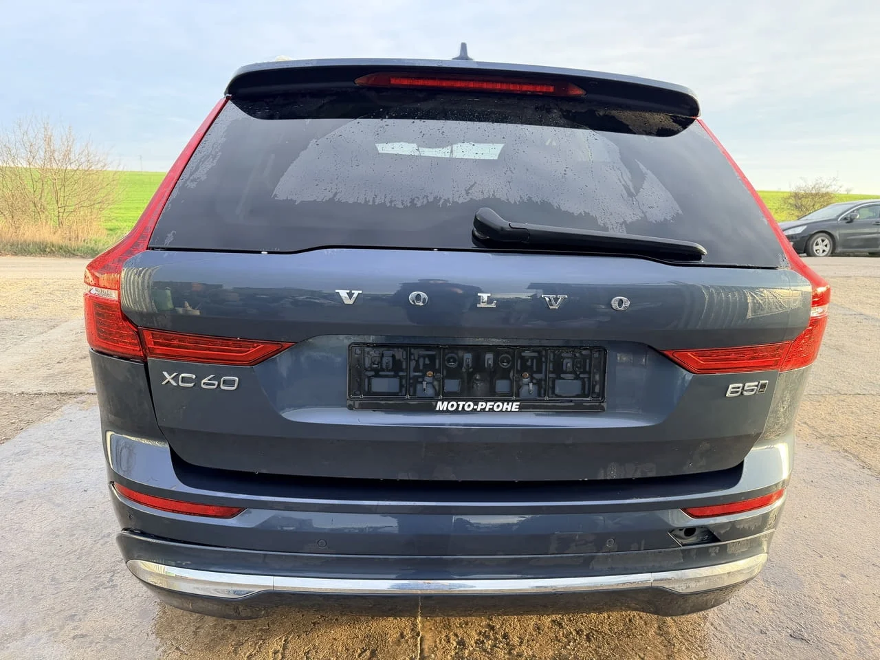 Volvo XC60 2 B5 Mild-Hybrid AWD 2.0 дизел, двигател D420T2, 235 кс., 4x4, автоматик, 2024г., 15 000 — снимка 7