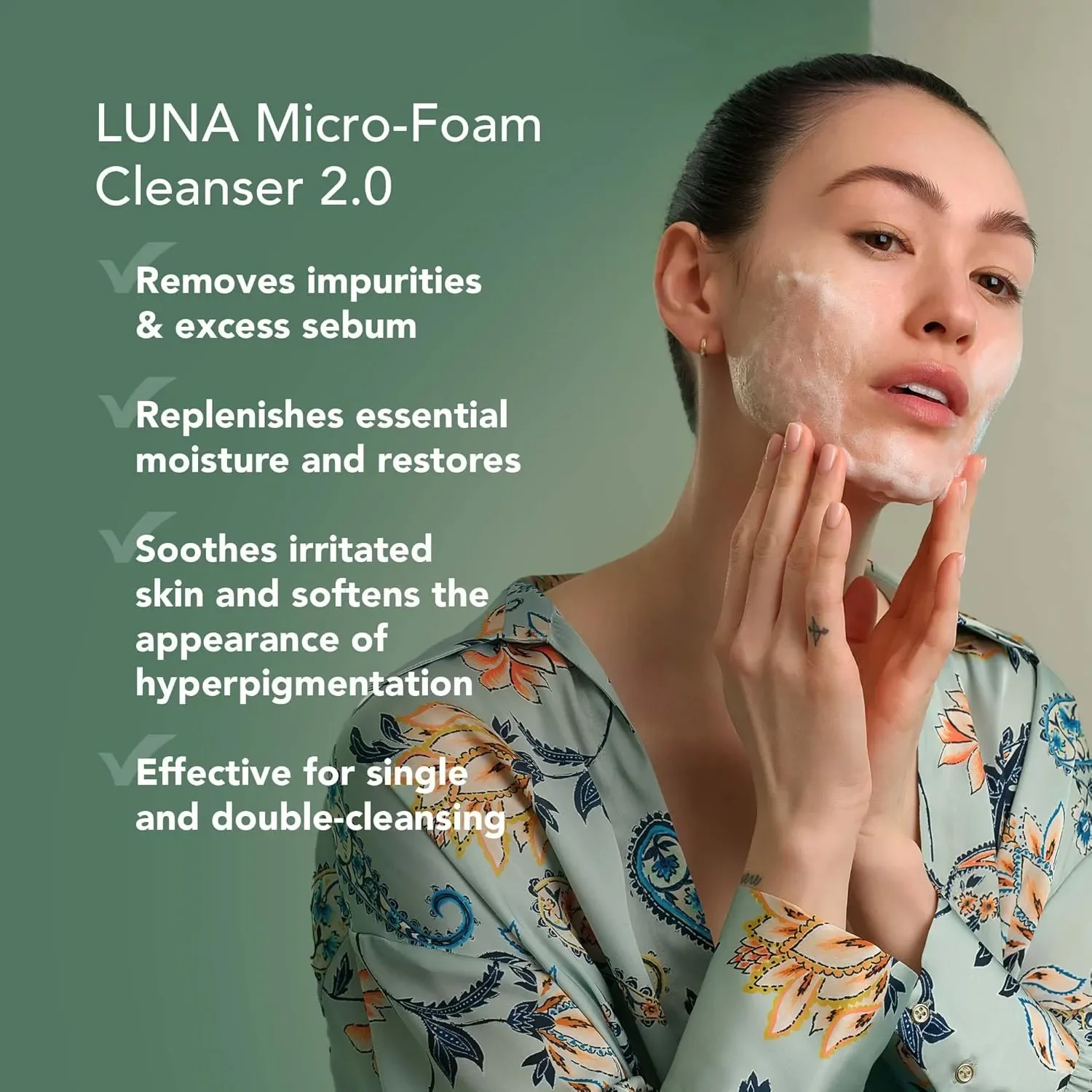 FOREO LUNA 4 go – смарт силиконова четка за лице с масаж + почистващ micro-foam 2.0 (100 ml) — снимка 5