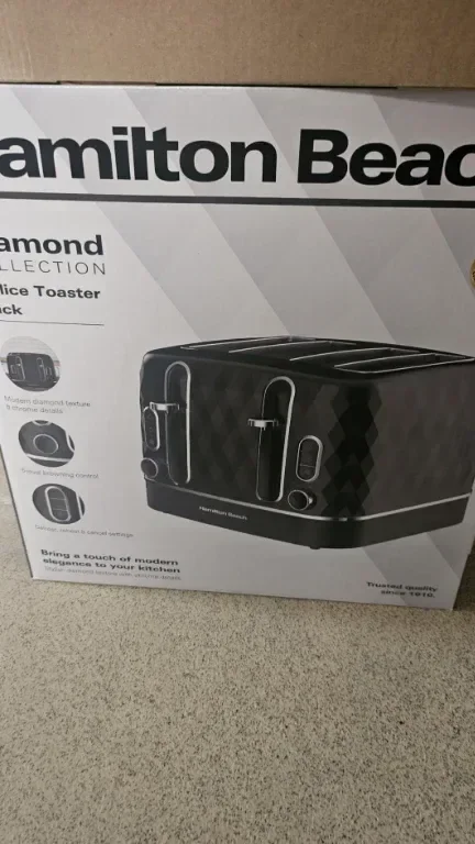 Тостер Hamilton Beach 4 филии, 2300 W, 6 контрола за изпичане,HBT3221B — снимка 9