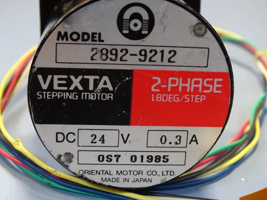 Стъпков мотор VEXTA stepping motor 2-phase 24VDC — снимка 2