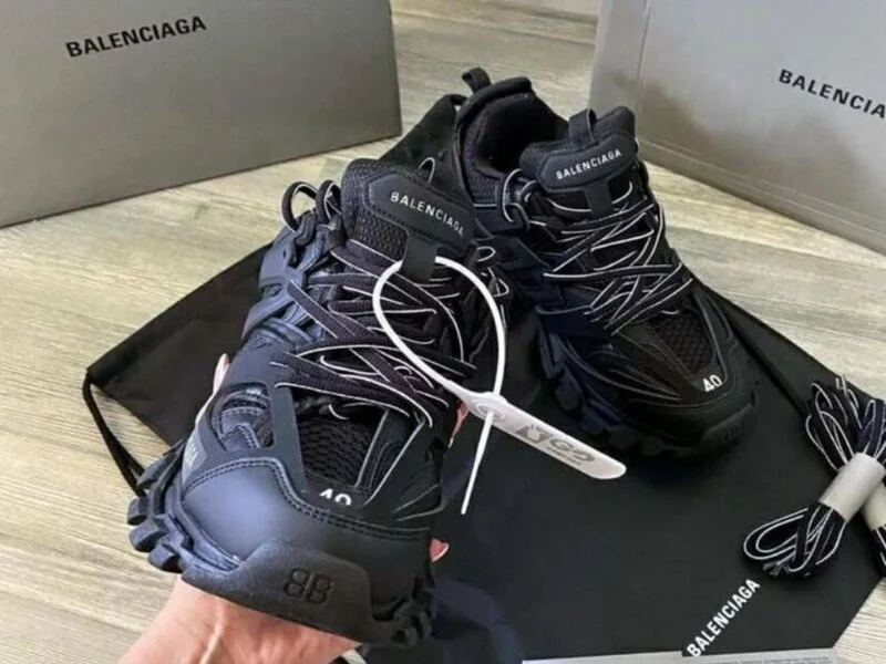 Balenciaga Track