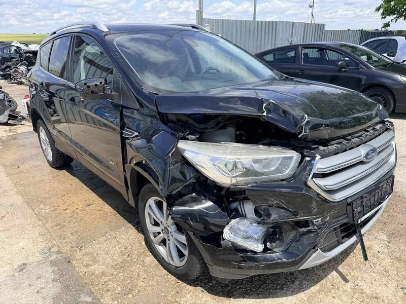 Ford Kuga 2 1.5 Ecoboost 4x4 двигател M9ME 176 кс., автоматична ск. кутия 6F, 189 000 км., 2019 г., — снимка 3