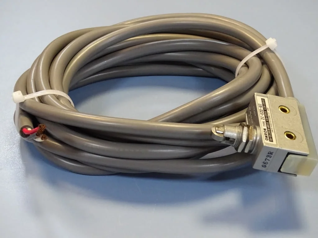 Краен изключвател Omron ZC-Q22-MR Limit Switch — снимка 9