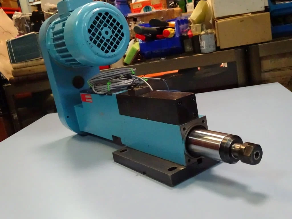 Агрегатна пробивна глава SUHNER MONOmaster BEM6-12 Unit-Pulley Drive 0.37kW — снимка 3