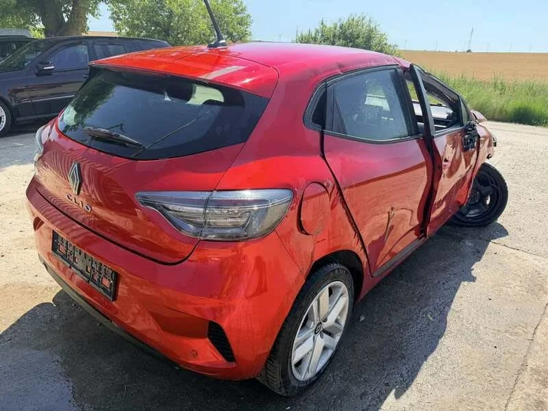 Renault Clio 5 1.0 TCe двигател H4D470, 91 кс., 6 ск., 22 000 км., 2025 г., euro 6E, Рено Клио 5 1.0 — снимка 6