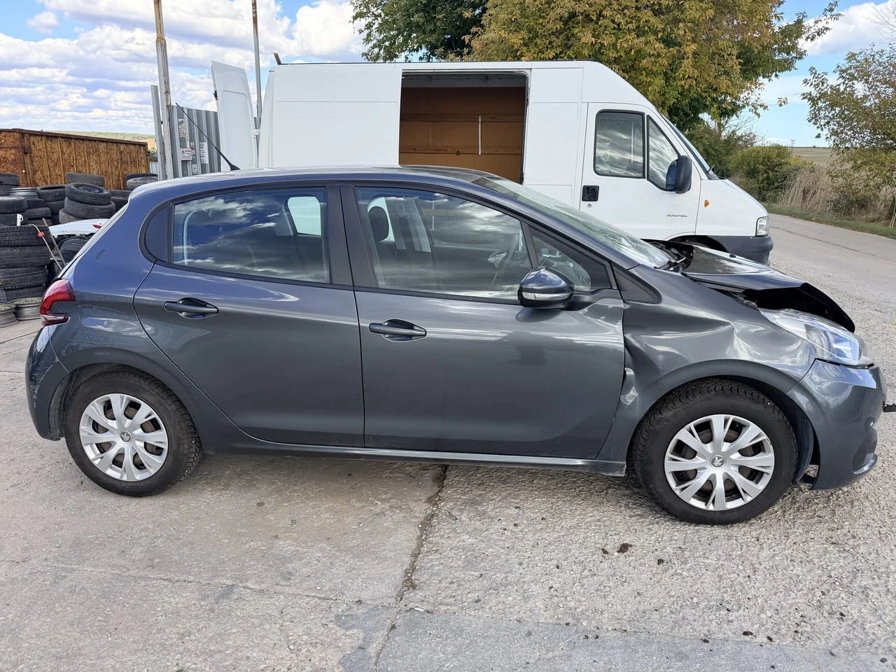 Peugeot 208 1.2 PureTech, двигател HMZ, HM01, 82 кс., 5 ск., 114000 км., 2017г., евро 6D, Пежо 208 1 — снимка 4