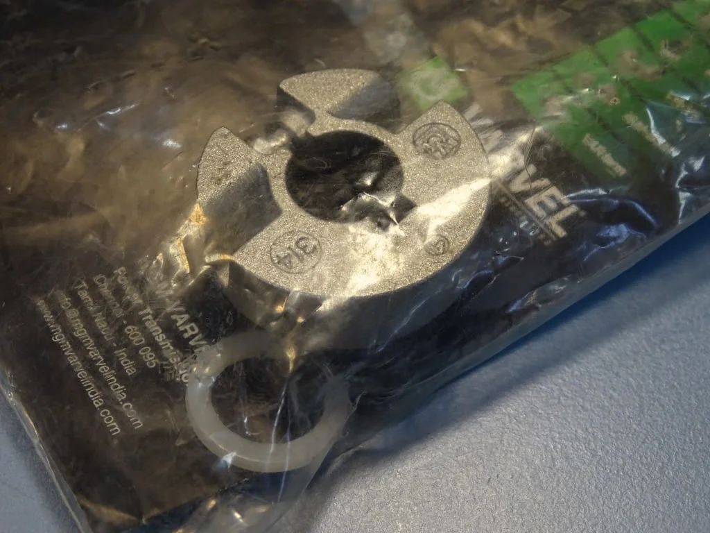 Червячен редуктор VARVEL FRT-G40 B3 reducer worm gear box 1:5 — снимка 7
