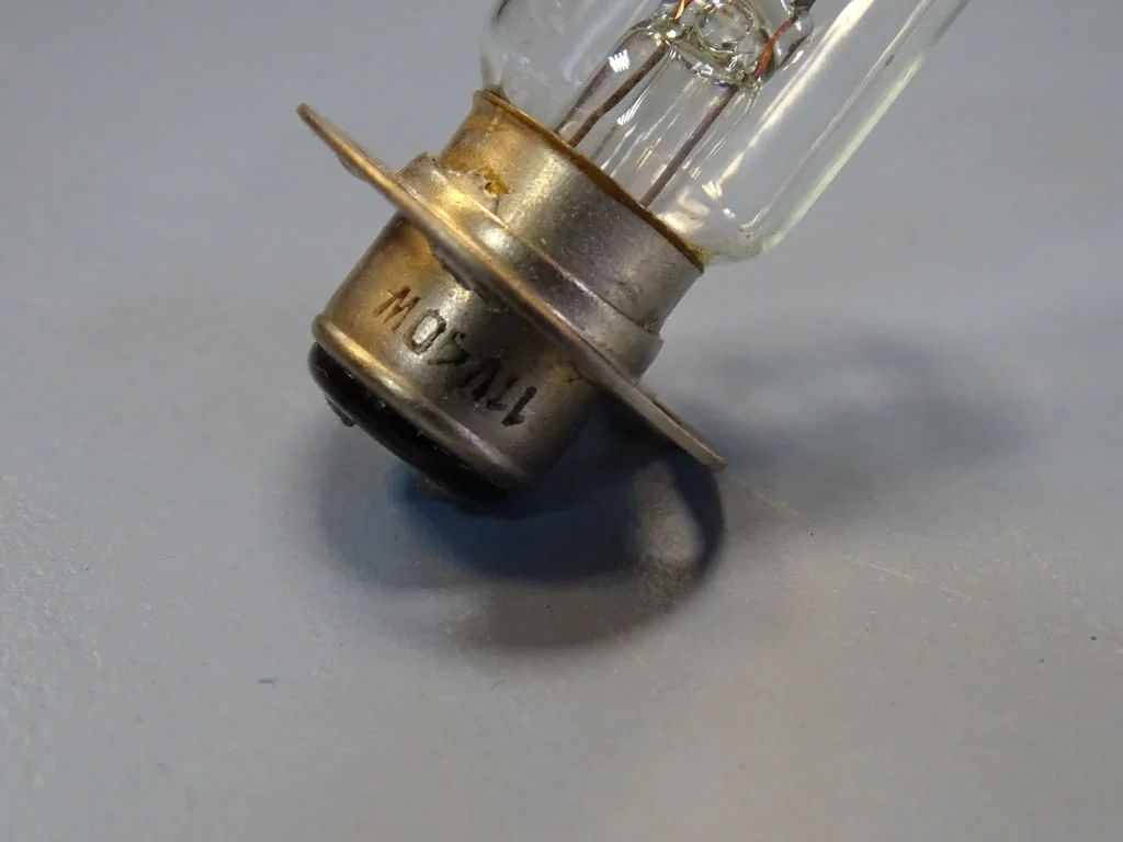 Лампа/крушка OP11-40 11V 40W bulb/lamp — снимка 3