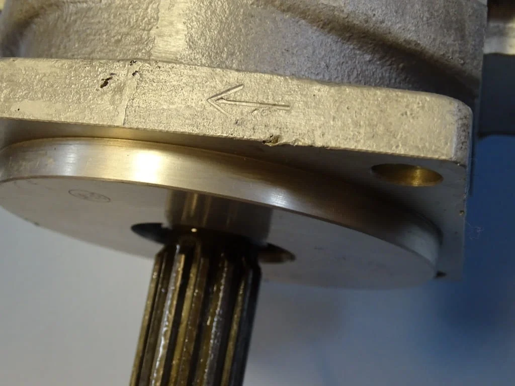 Хидравлична зъбна помпа "Prva Petoletka" Hydraulic pump — снимка 3