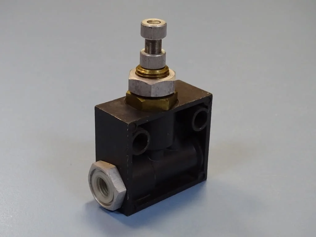 Пневматичен регулатор на дебит HERION 4040204 Flow Control Valve 0.1/16Bar — снимка 3