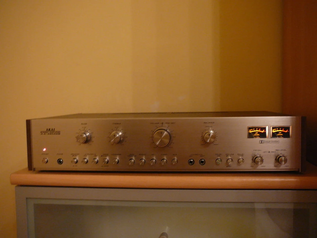 Akai aa-5210db