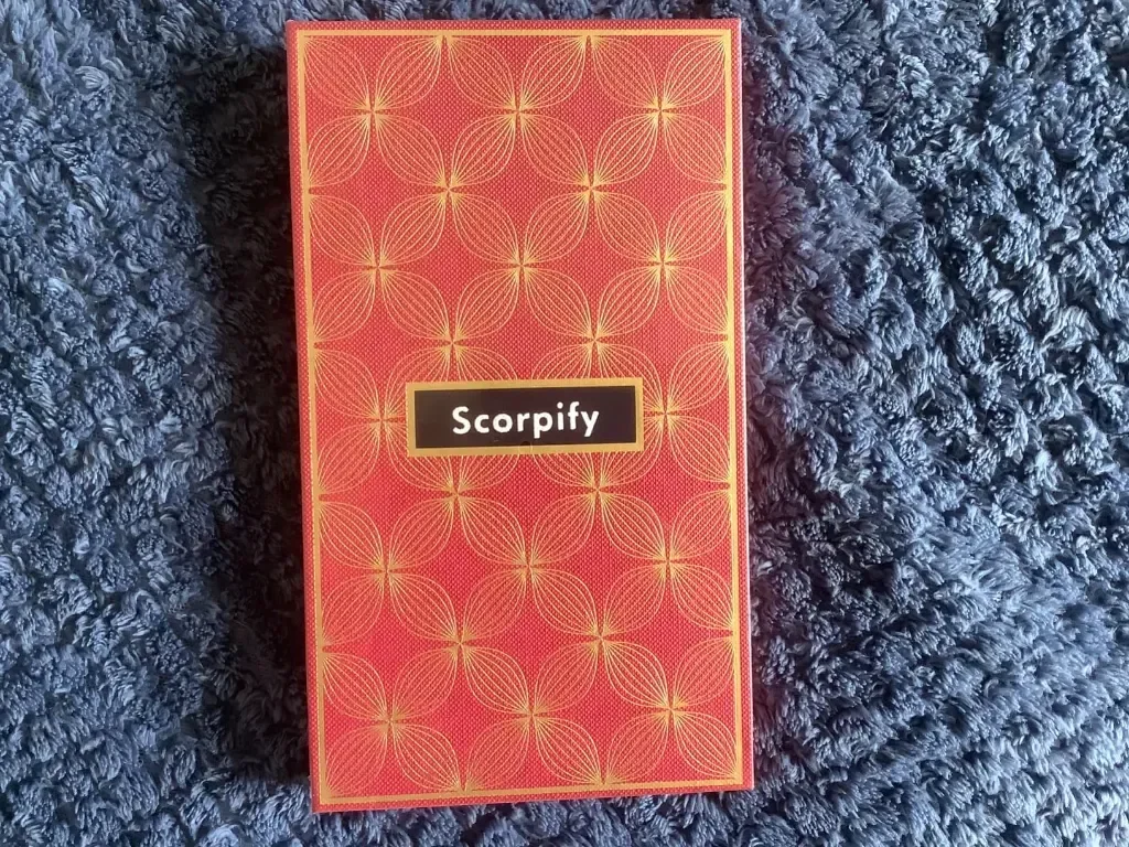 SCORPIFY Калъф за iPhone 16 Pro Max, сладко прозрачно покритие с цветя и златни акценти за жени — снимка 5