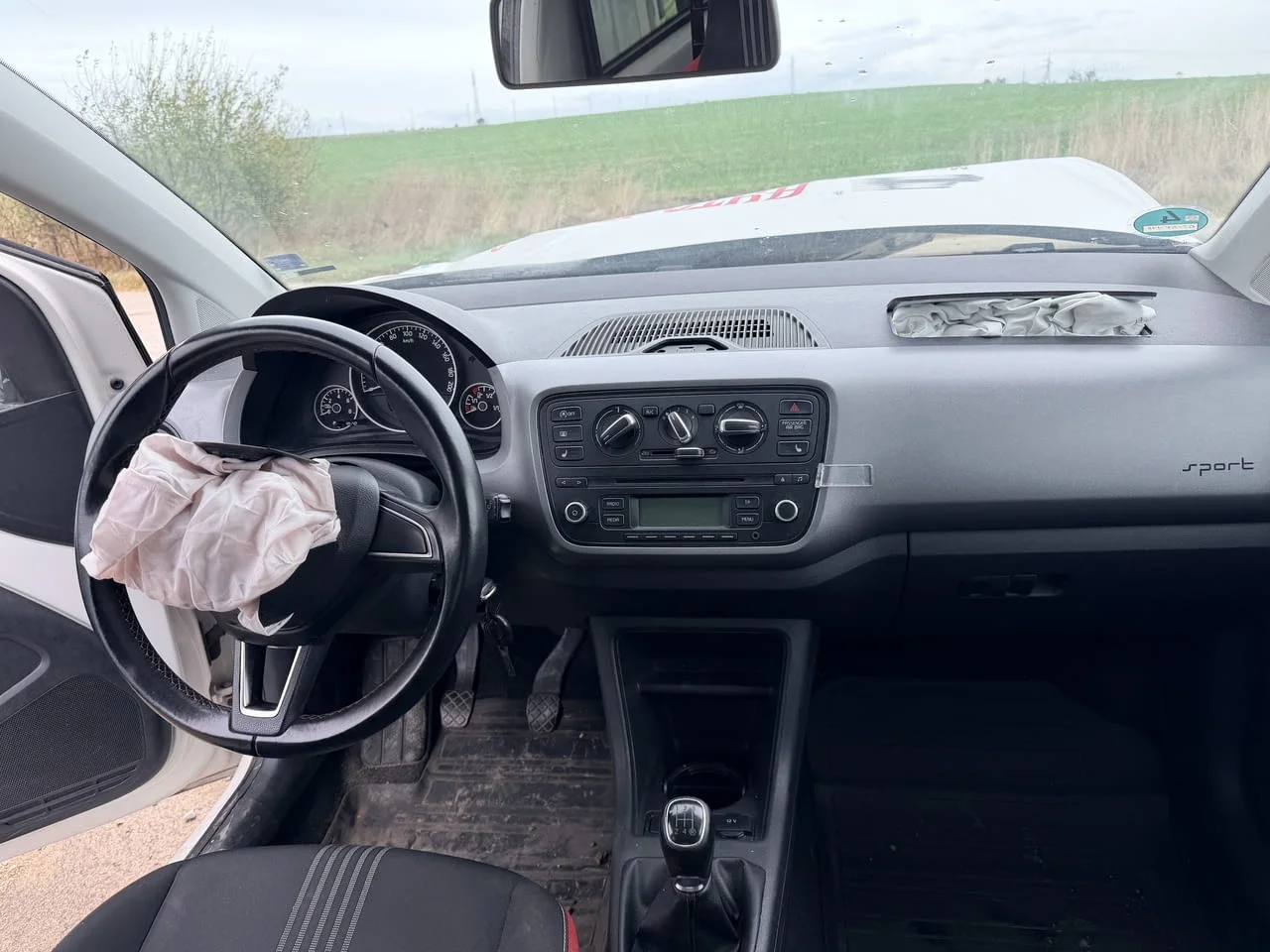 Skoda CitiGO, двигател CPG, 1.0 EcoFuel, 68 кс., 5 ск., 137000 км., 2015г., Шкода Ситигоу 1.0 EcoFue — снимка 9